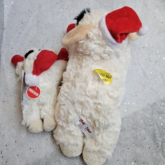 Lamp Chop Christmas Santa Hat  Dog Toy LOT OF 2 PLUSH TOYS SQUEAKY NWT NEW - Picture 10 of 16